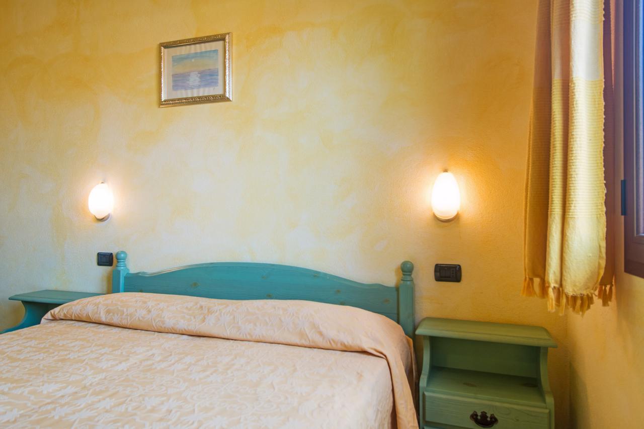 Residenza Gli Ontani Otel Orosei Dış mekan fotoğraf