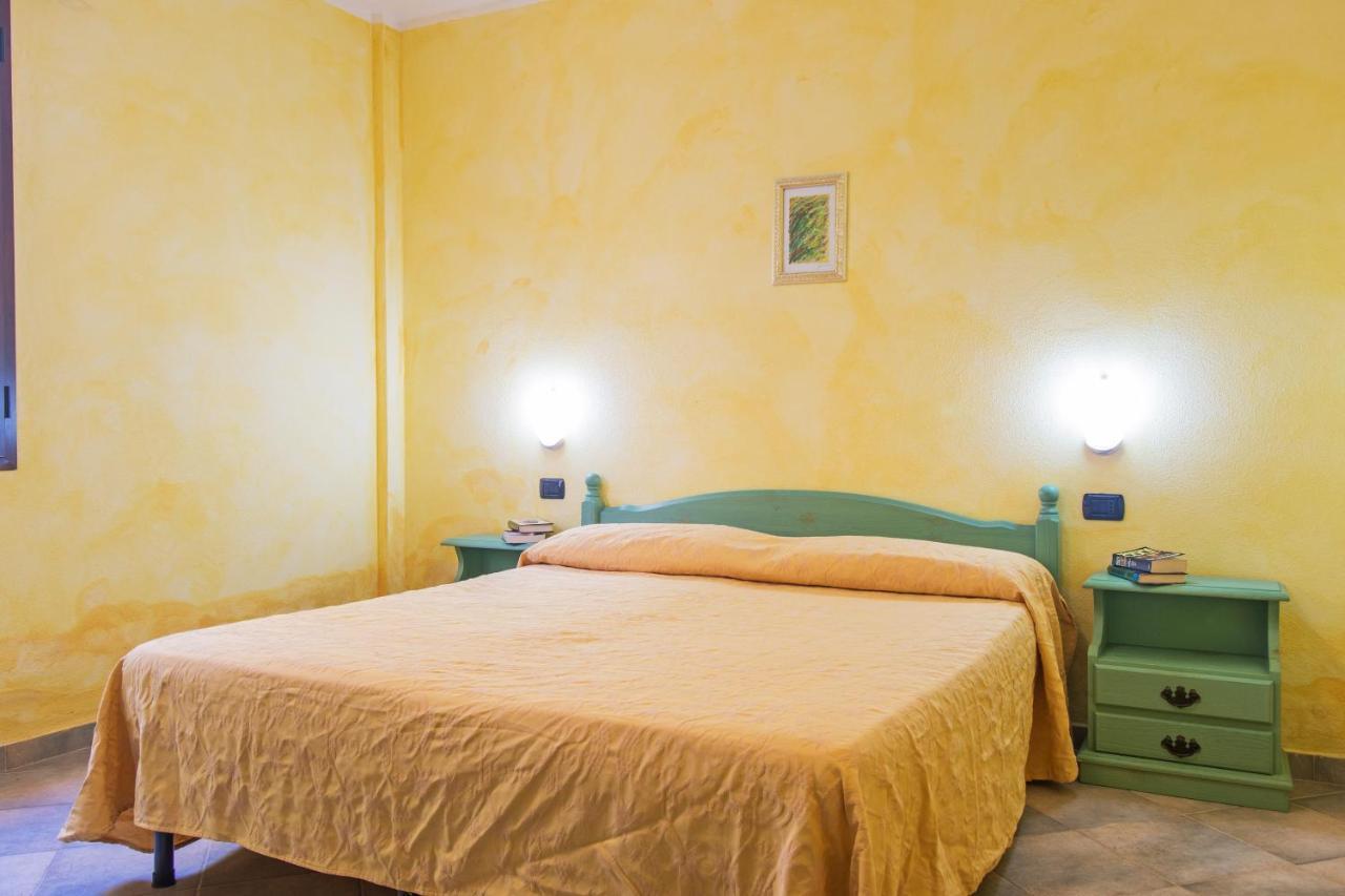 Residenza Gli Ontani Otel Orosei Dış mekan fotoğraf