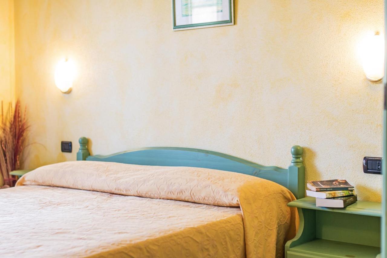 Residenza Gli Ontani Otel Orosei Dış mekan fotoğraf